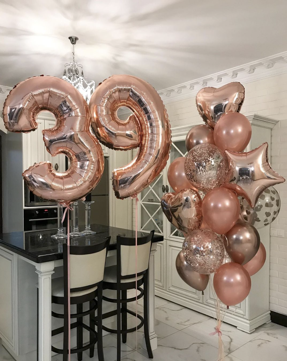 Фонтан из шаров розовое золото