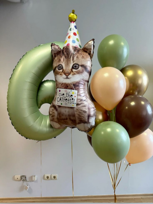 Композиция «Праздничный котенок»